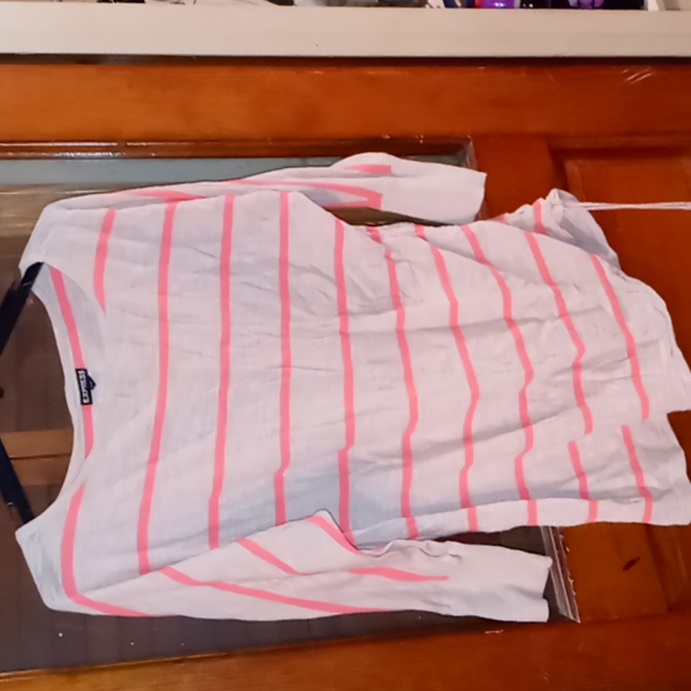 Vintage Express Early 2000s Top